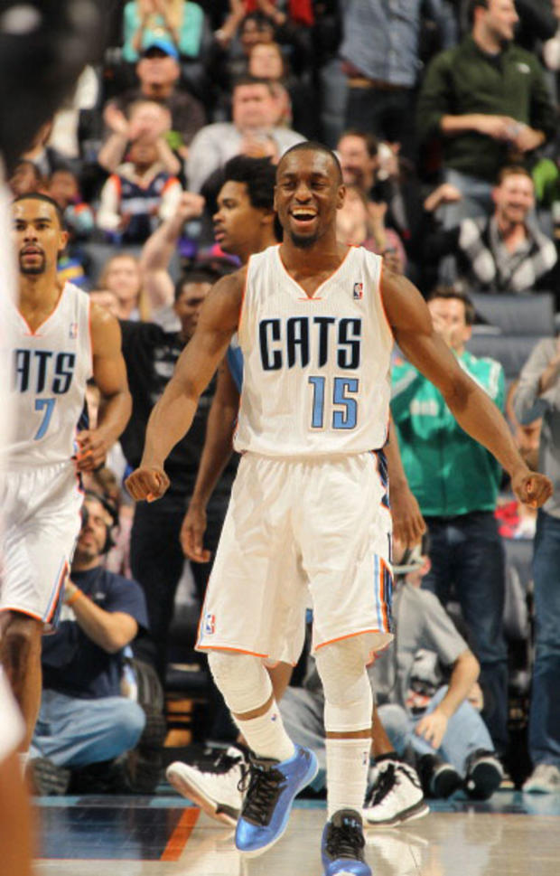 Charlotte Bobcats (11-32) 