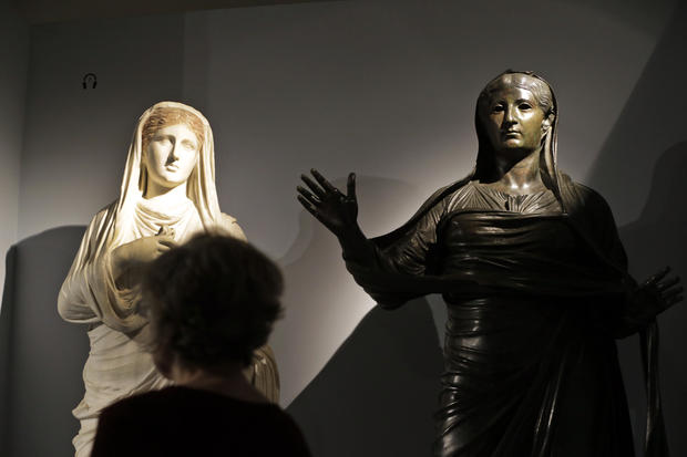 Relics of Pompeii and Herculaneum - Photo 1 - Pictures - CBS News