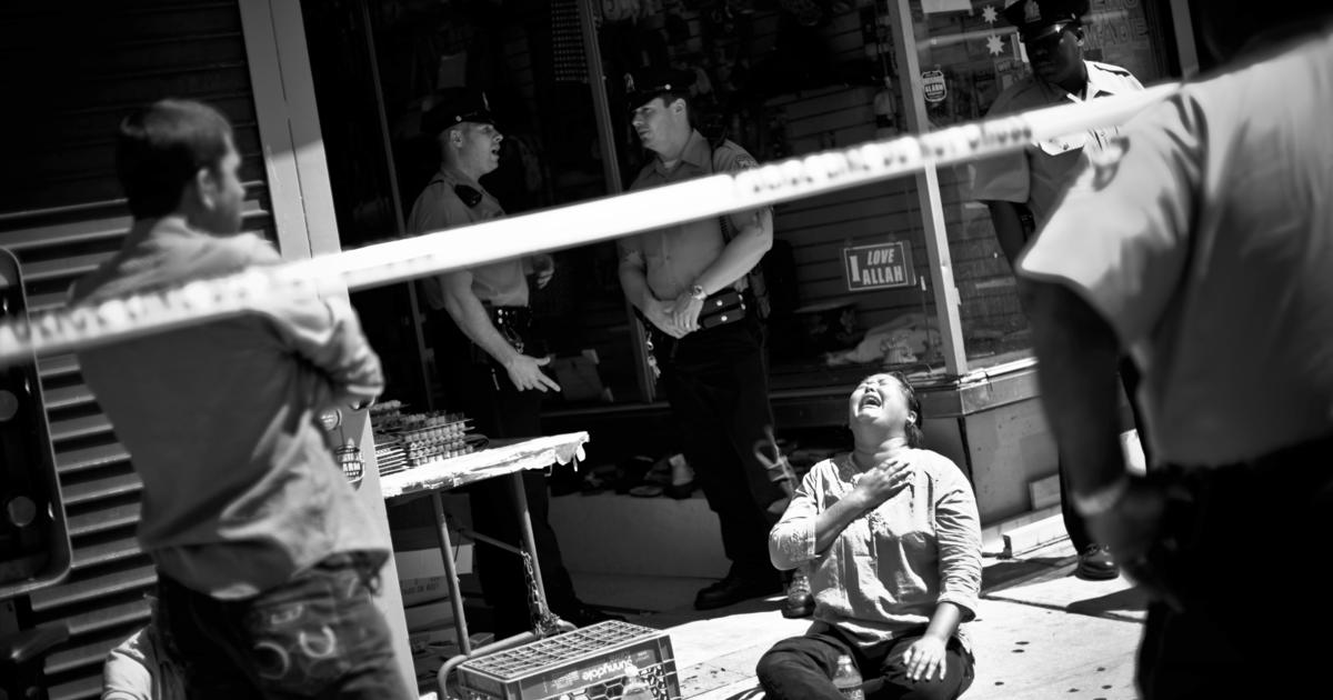 photographing-chicago-s-gang-violence