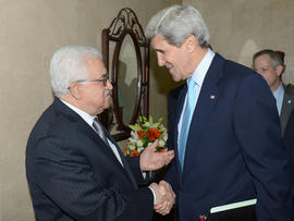 John Kerry, Mahmoud Abbas