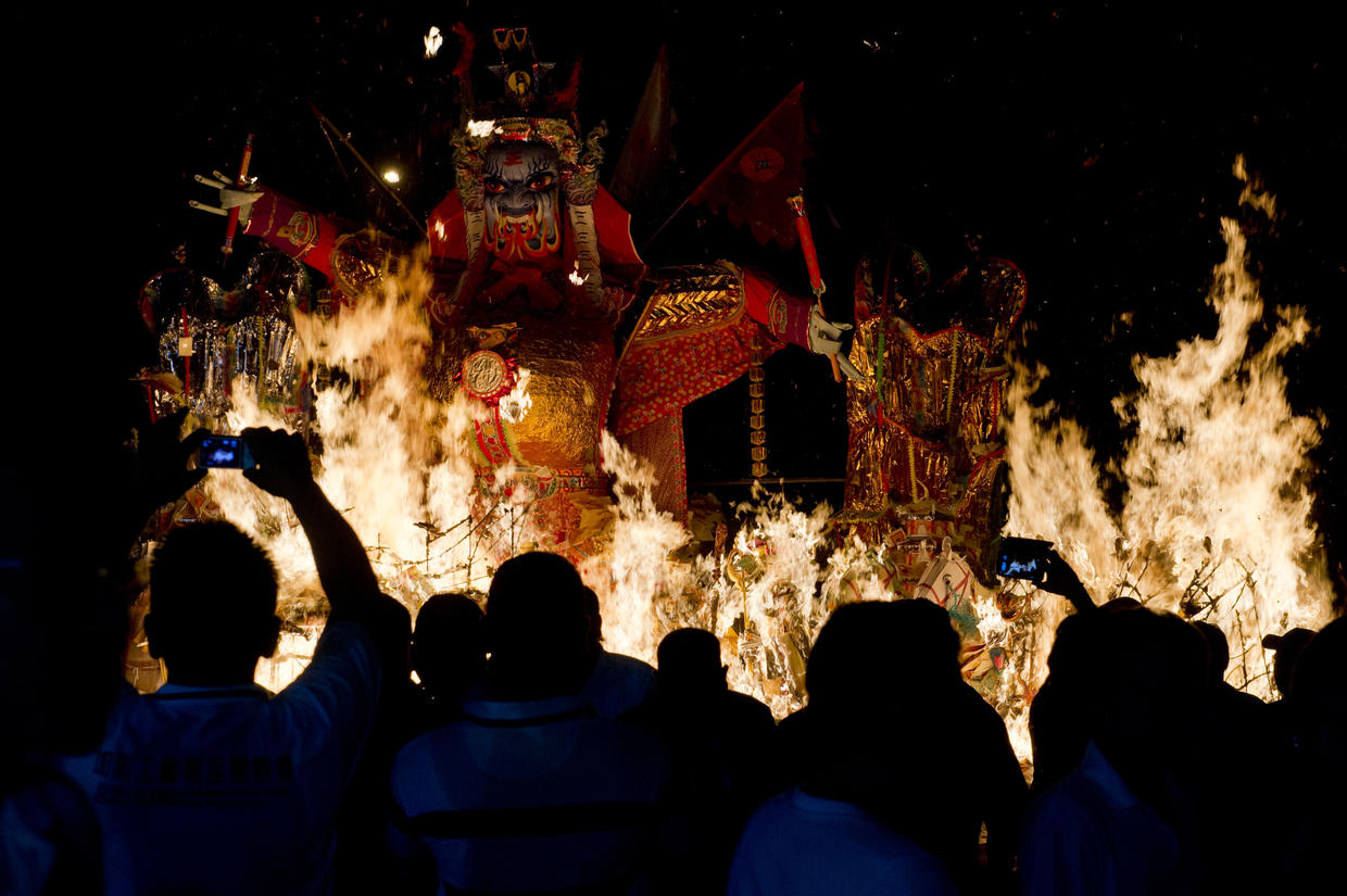 China's ghost festival Photo 11 CBS News