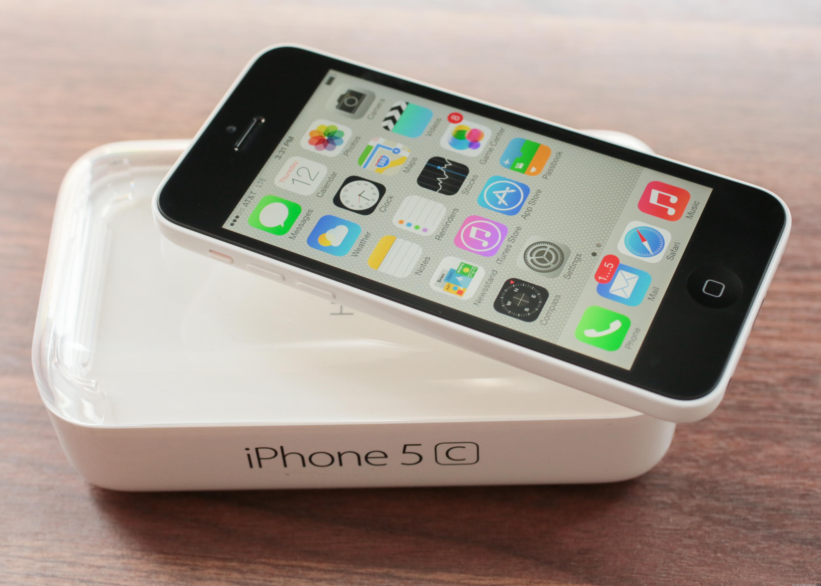 5 tips using iPhone 5C, iPhone or Apple 7 - CBS News