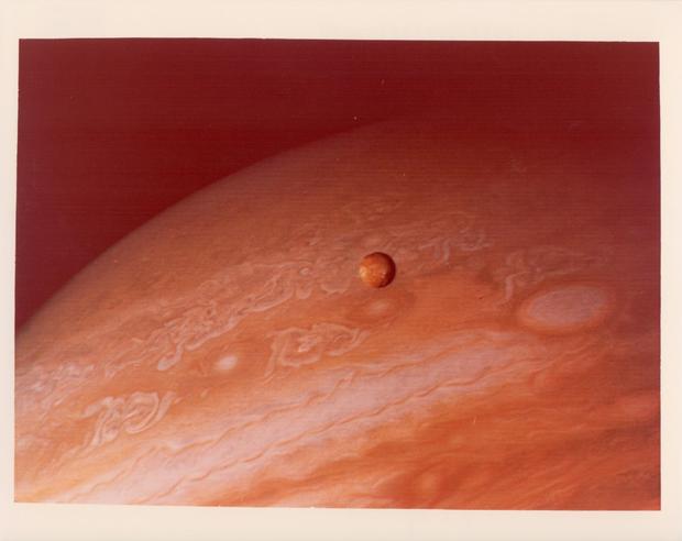 012_Jupiter and its satellite Io, Voyager 2, June 1979, Vintage chromogenic print, 20.2 x 25.4 cm.jpg 