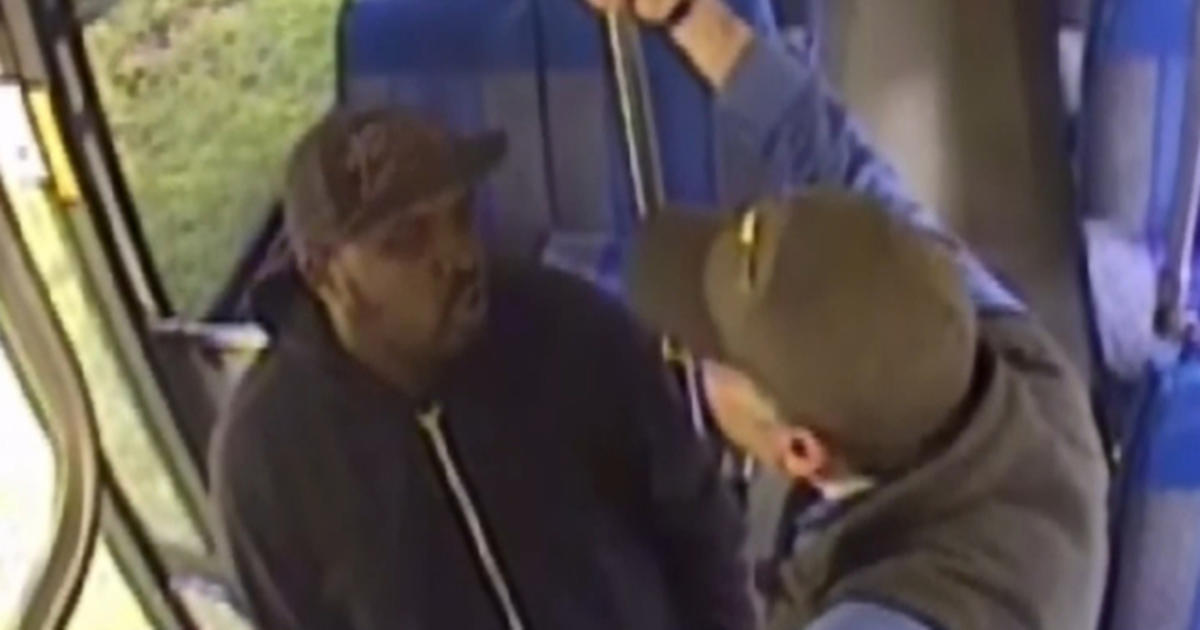 Brutal Attack On Bus Driver Caught On Tape Cbs News 7136