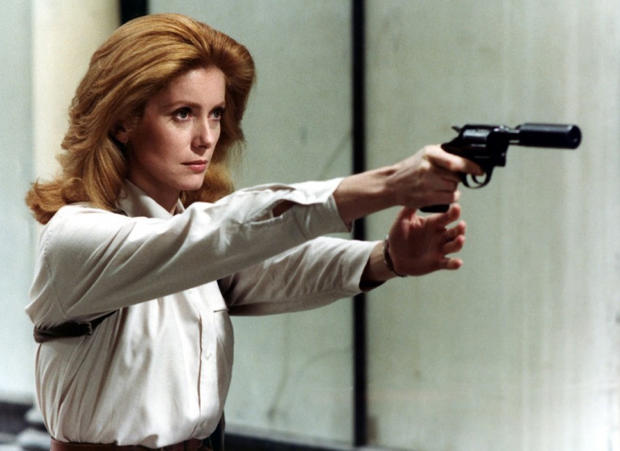 catherine-deneuve-ecoute-voir.jpg