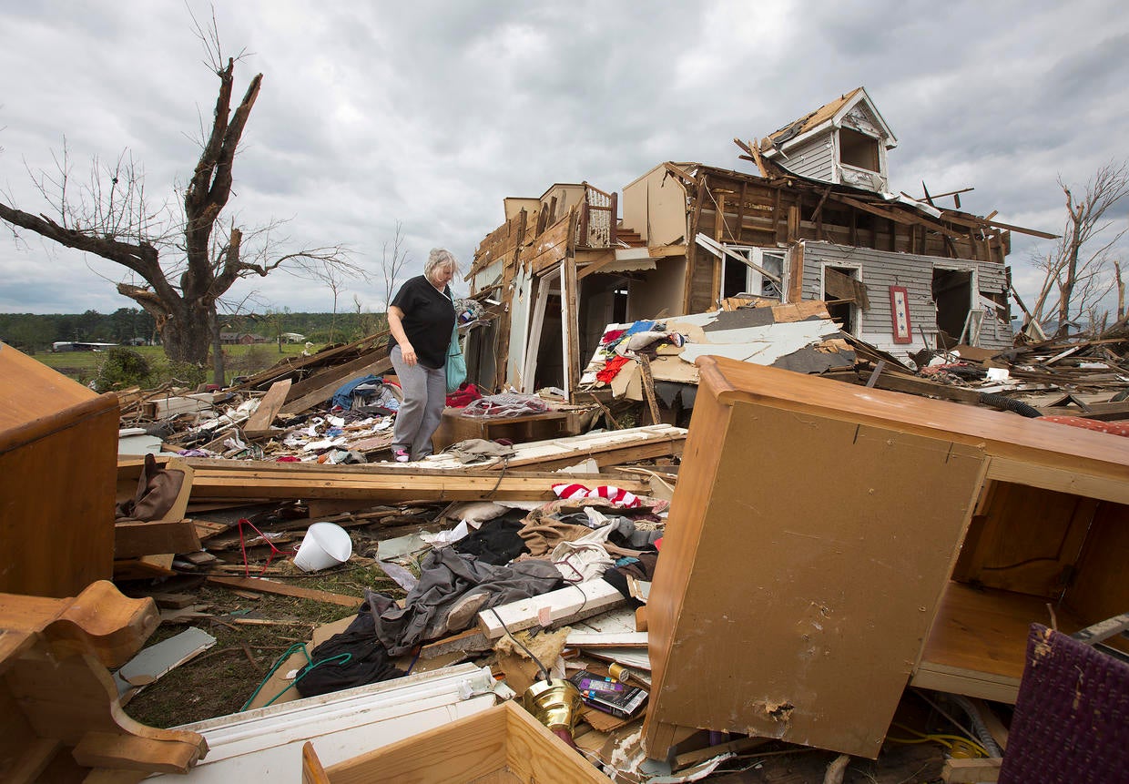 Tupelo, Mississippi Tornadoes rip Midwest and South Pictures CBS News
