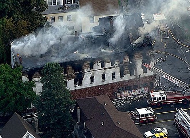 Several missing following fatal Lowell, Massachusetts, apartment fire