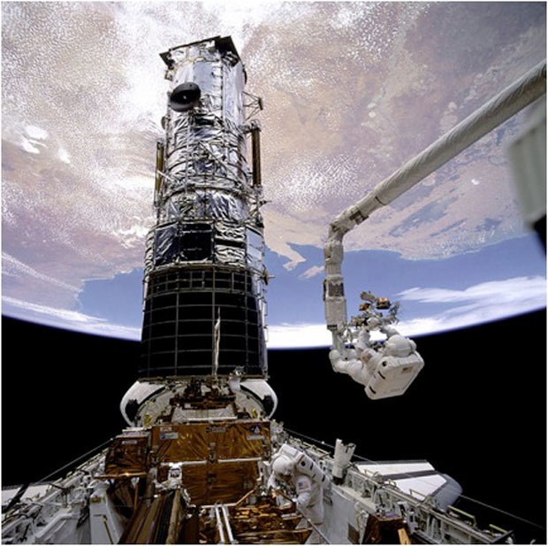 Hubble telescope marks another milestone in space CBS News