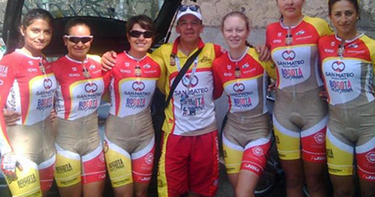 Colombian women's cycling team uniform 