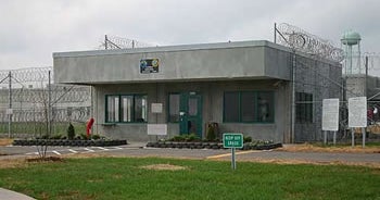 Feds to investigate death of NC inmate from thirst CBS News