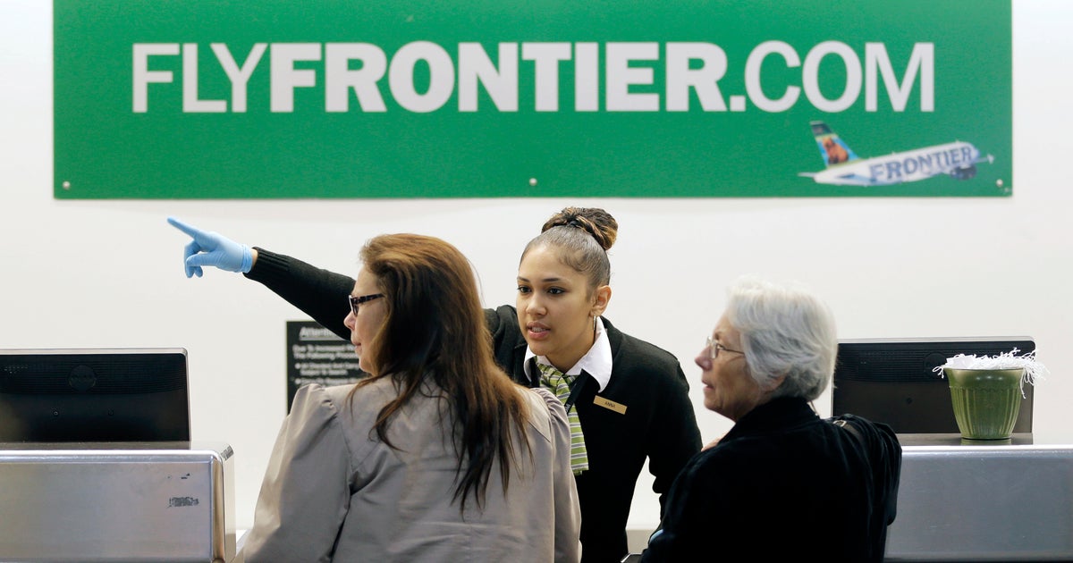 Frontier Airlines Flight Attendants Can Now Pocket Customer Tips