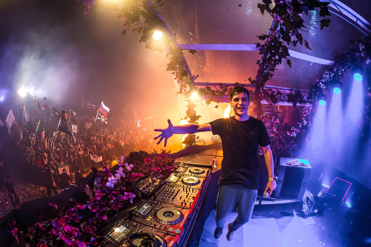 EDM Festivals 24 reasons to go to an EDM festival before you die