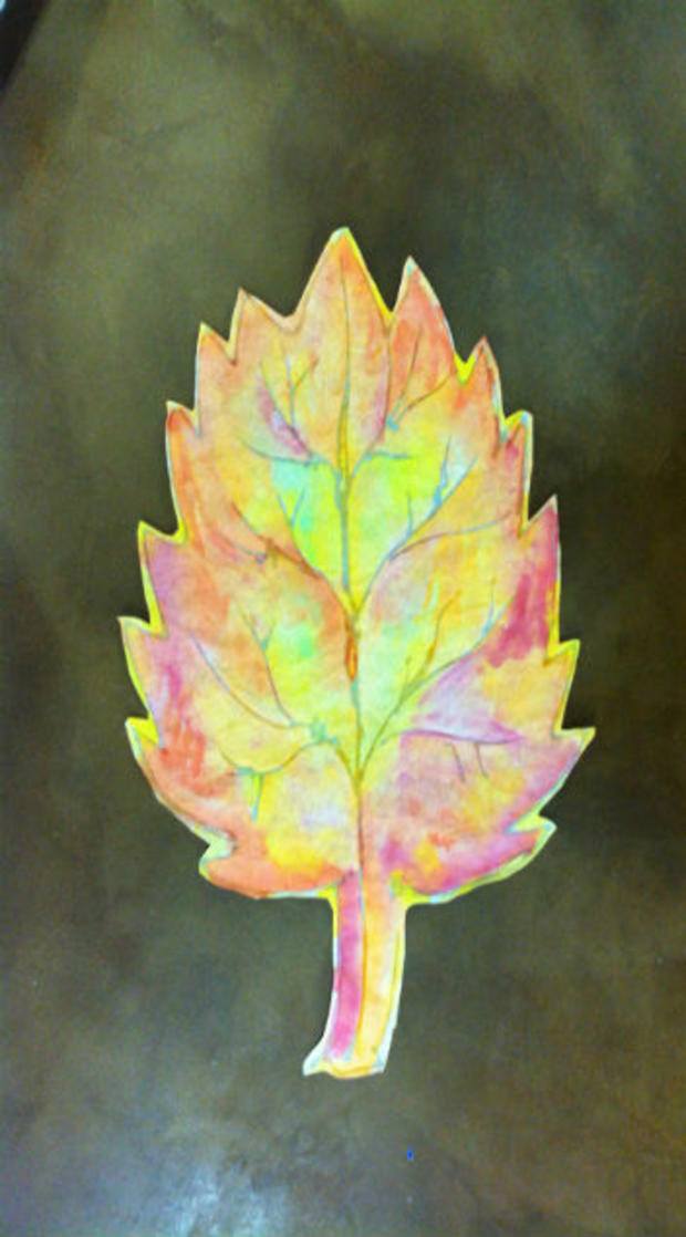 Coffee Filter Fall Leaf (Credit, Tori Webb Pendergrass) 