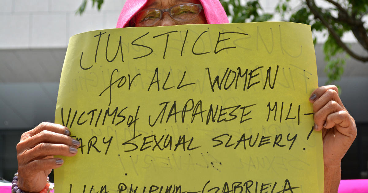 Japan Paper Apologizes For Calling Wwii Comfort Women Sex Slaves 