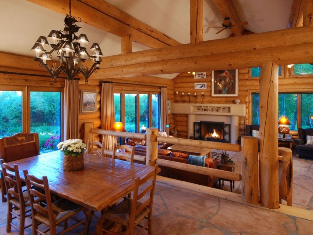 10 luxurious log cabins on the market CBS News