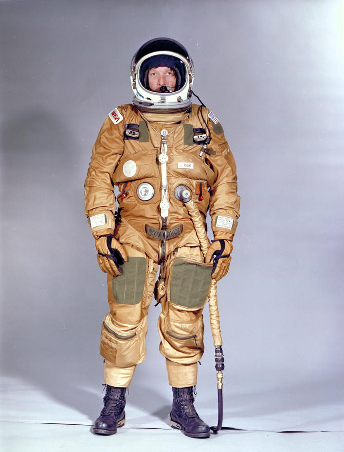 1969 - Apollo 11 - A complete history of space suits - Pictures - CBS News