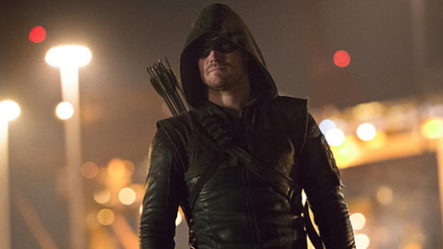 stephen-amell-as-oliver-queen-the-arrow-credit-diyah-pera-the-cw.jpg 