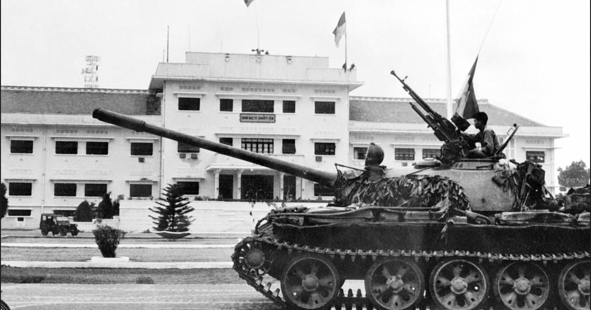 Vietnam A Look Back In Pictures At The Fall Of Saigon 40 Years Ago Cbs News