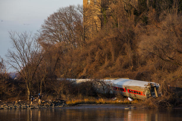 Worst Us Train Crashes Deadliest Train Crashes In Recent History Cbs News