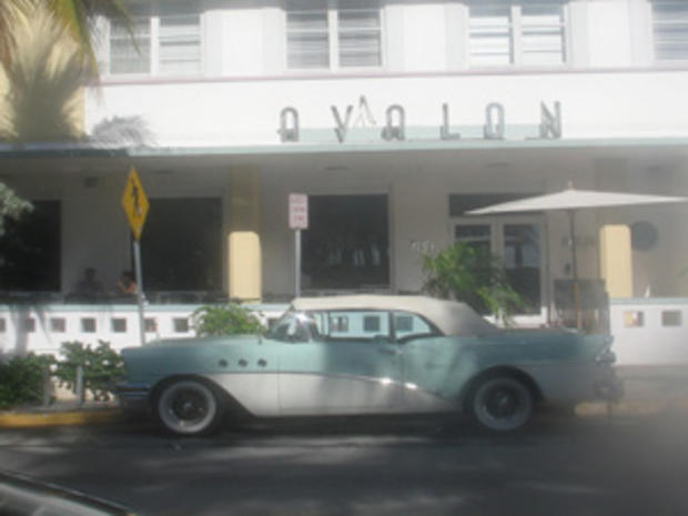 Avalon Hotel Miami (credit: Randy Yagi) 