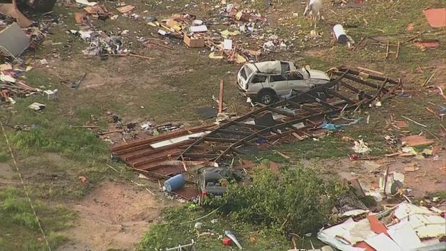 tornado-damage-tuesday-5-19-2015-16.jpg 