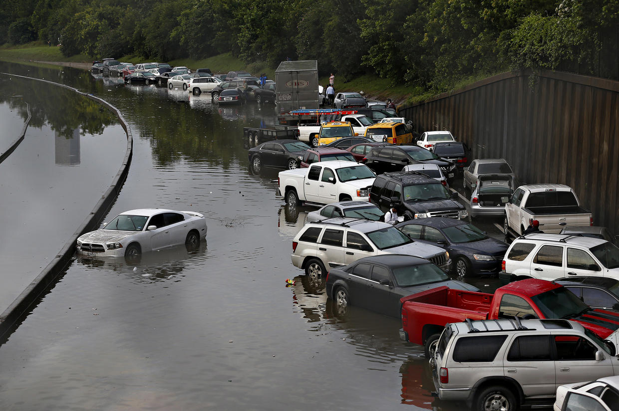 Texas flooding Heavy Texas rains bring flooding Pictures CBS News