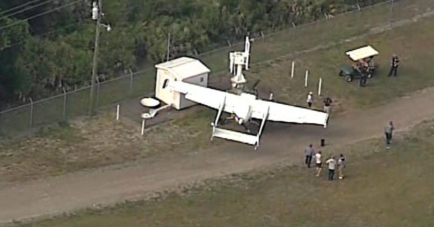 Pilot arrested after crash CBS News