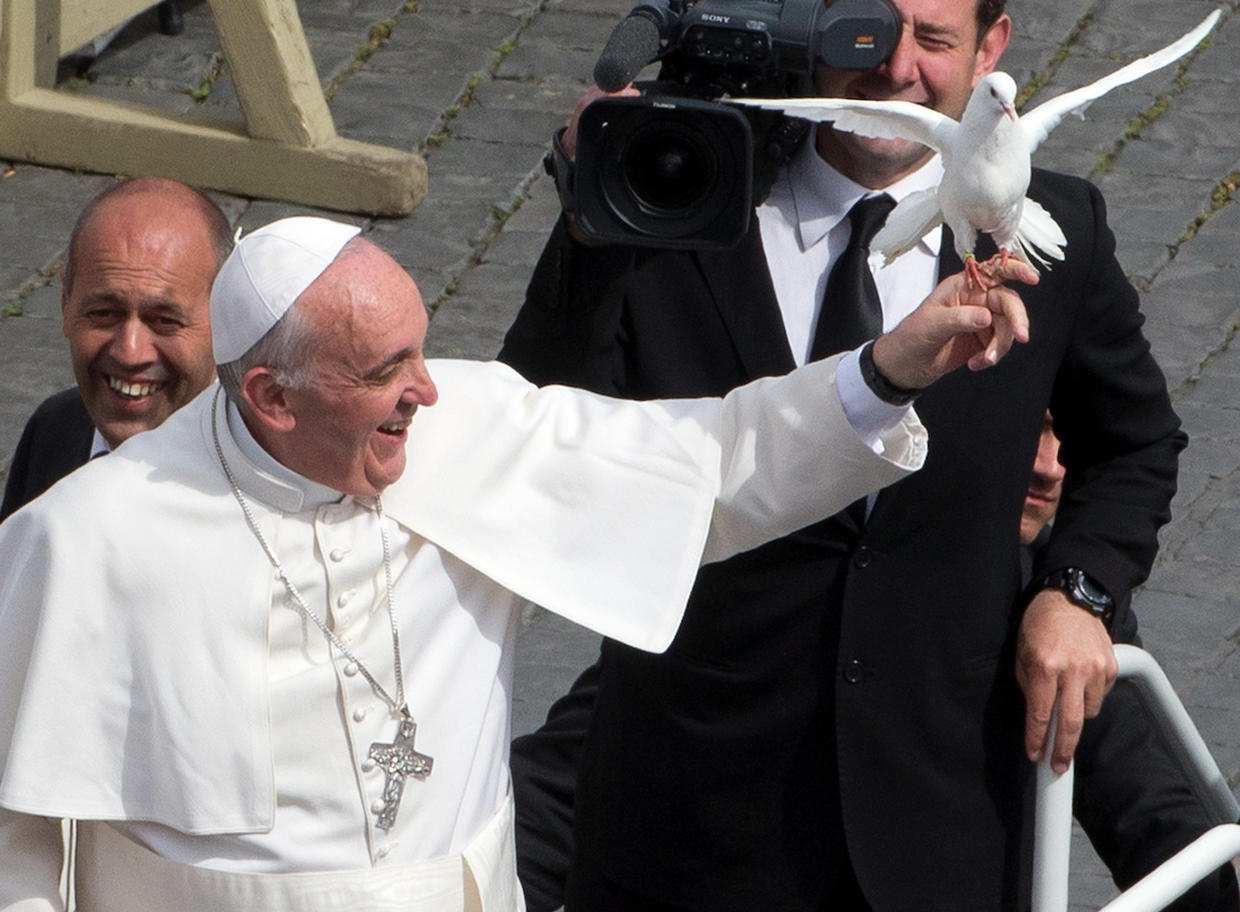 Rock star pope - CBS News