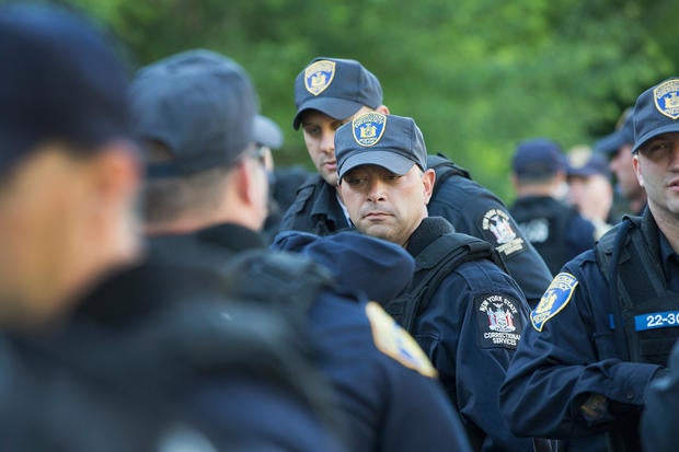 Manhunt ends for escaped NY killers 