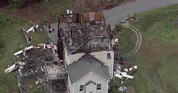 Massachusetts plane crash victims identified as Tennessee doctor