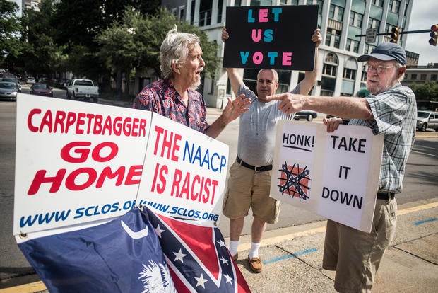 confflaggettyimages-479691320.jpg