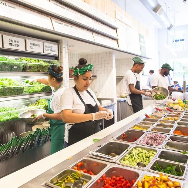 making-salad-3.jpg