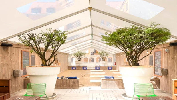 ctm0901poshtels2439091640x360.jpg