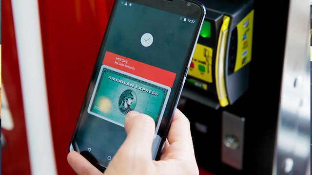 fd-google-io-2015-android-pay-4927.jpg