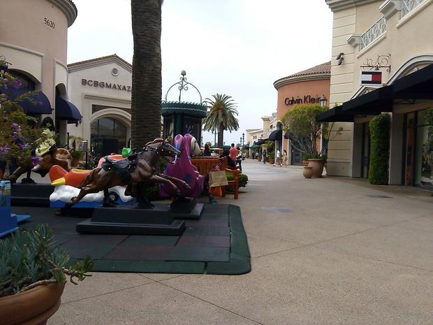 carlsbad premium outlets 