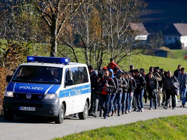 2015-11-01t132341z318981421gf20000041713rtrmadp3europe-migrants-germany.jpg