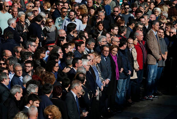 Deadly attacks across Paris 