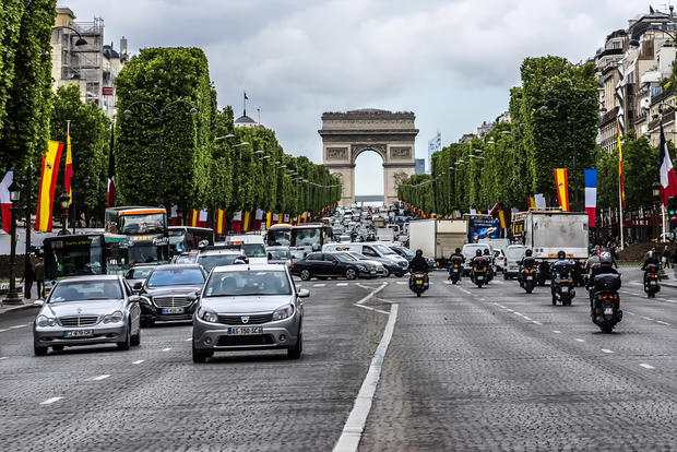 Champs-Elysees paris 