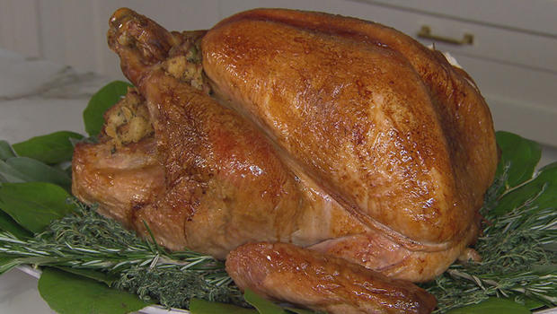 Recipe: Bobby Flay's Herb Roasted Turkey - CBS News