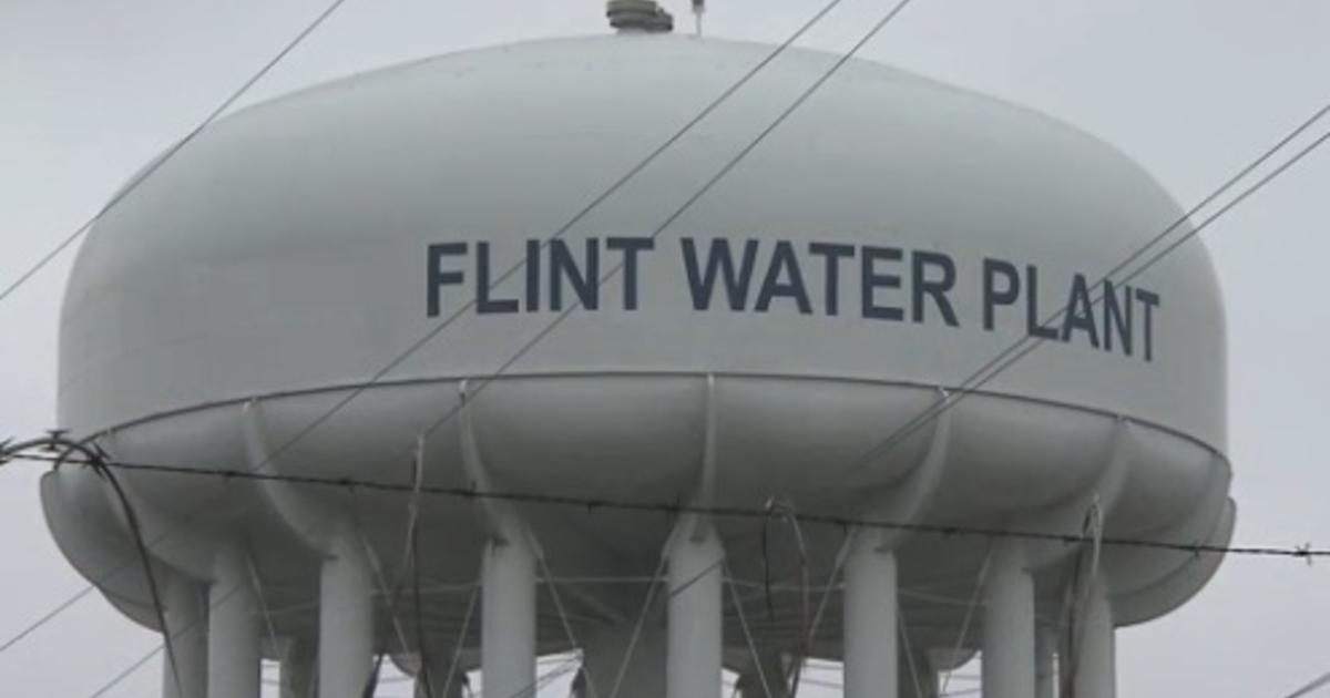 Michigan governor declares emergency in Flint over water crisis CBS News