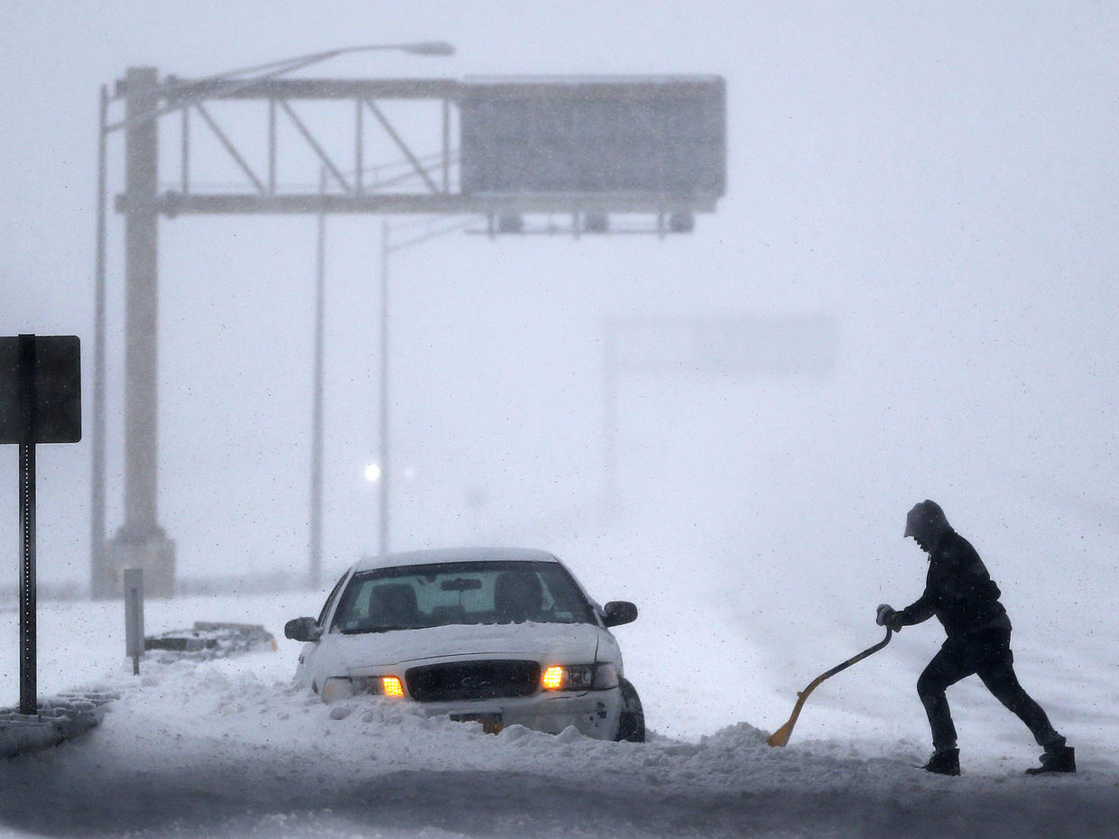 East Coast Blizzard   Massive Blizzard Buries East Coast   Pictures