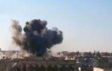 Airstrikes in Syria continue, despite peace talks