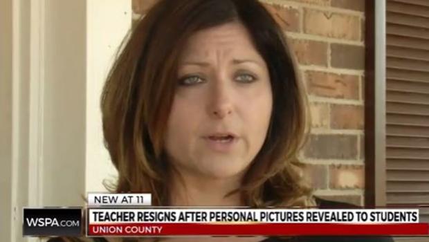 Students rally to get teacher who resigned over nude photo 