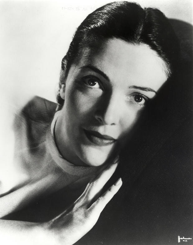 nancy-reagan-mgm-portrait-1949-51.jpg 