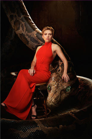 Scarlett Johansson (Kaa) - Jaw-dropping cast photos from "The ...