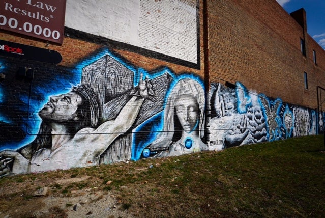 Chicago graffiti Eyesores works of art CBS News