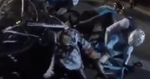 Watch motorcycle stalls, causing huge bike pileup CBS News