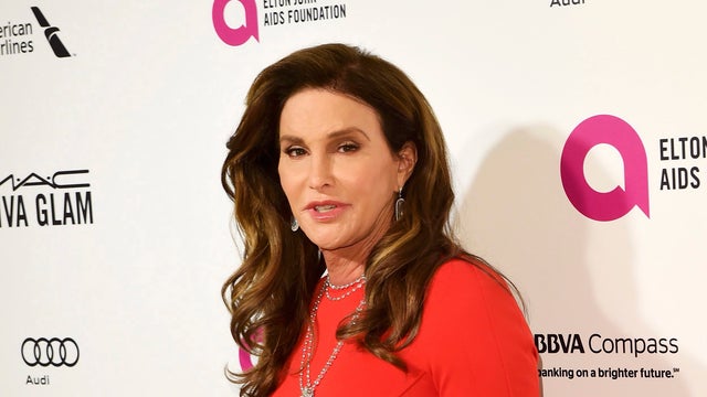Caitlyn Jenner Blames Paparazzi For Fatal Car Crash Cbs News