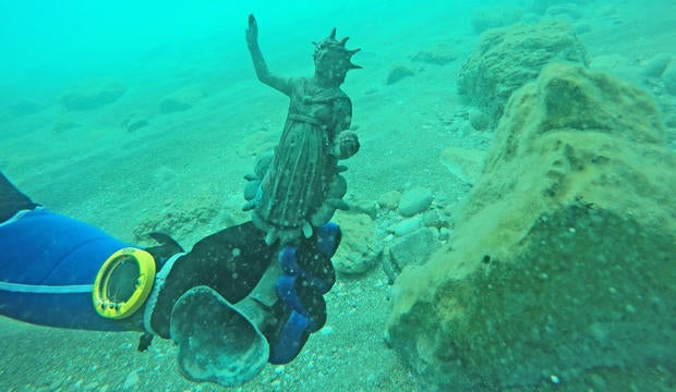 roman-era-shipwreck-statue.jpg