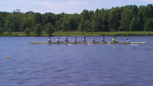 ctm0616yale-rowing-team.jpg 